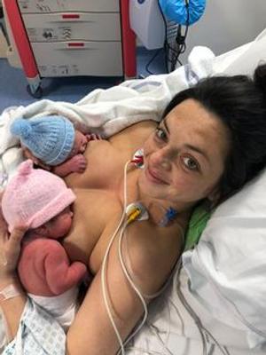 Annie with newborn twins, Will and Lizzie