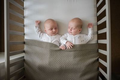 Sleep, Best Bed For Newborn Twins